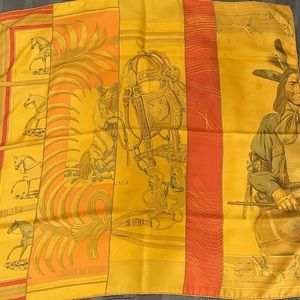 Hermès 90x90 silk scarf with 5 classic heritage patterns combined.